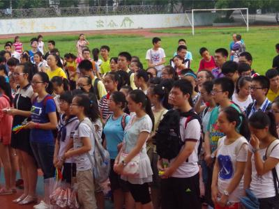 同学们